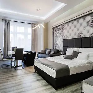 a-golden-star-budapest.inbudapesthotels.com/